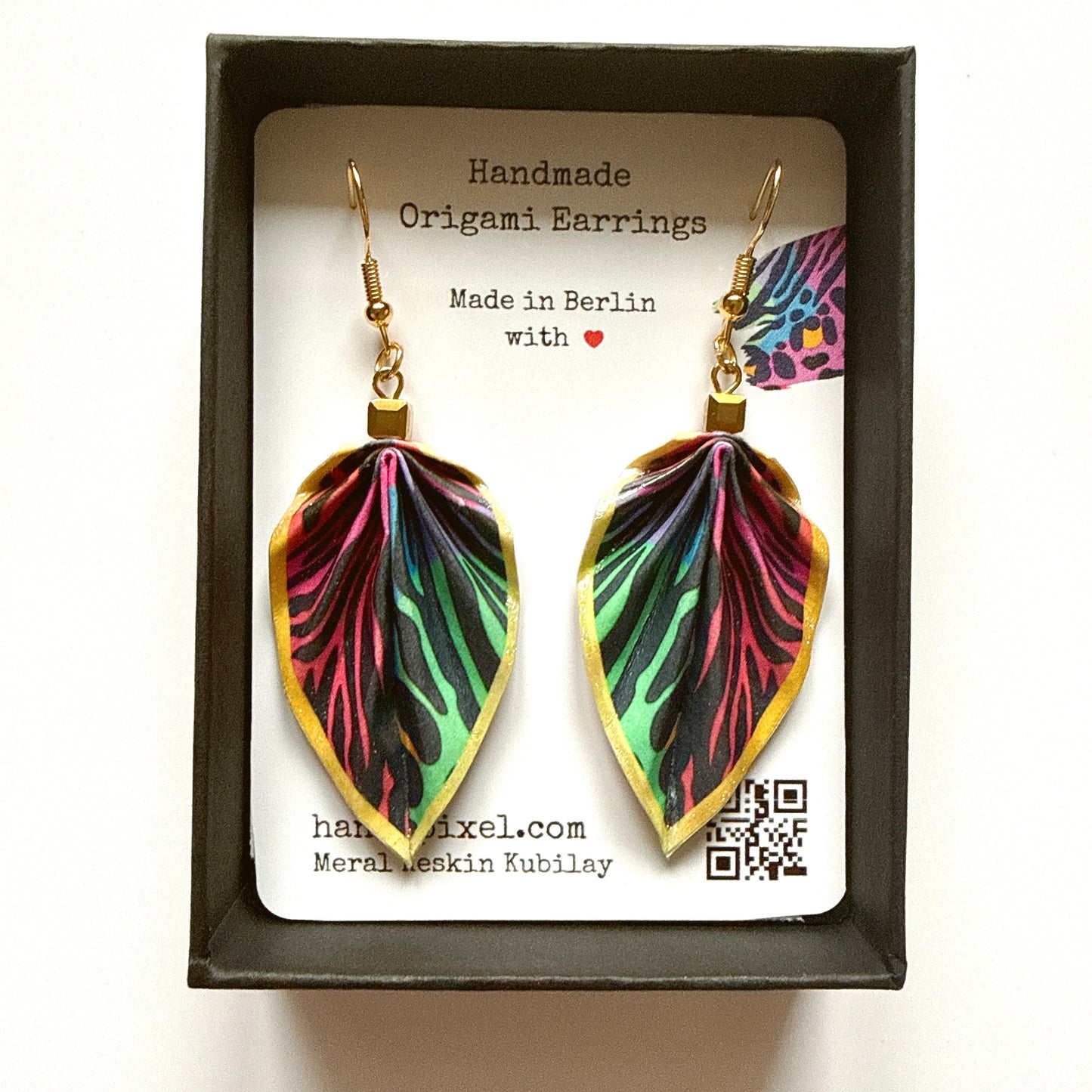 Origami-Ohrringe in Form von Herbstlaub: Handgefertigter Papierschmuck